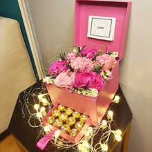 Load image into Gallery viewer, Bloom Box