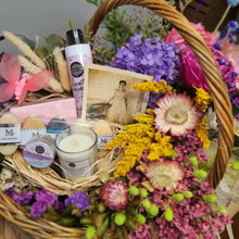 Load image into Gallery viewer, Mom&#39;s day off (Floral Care Basket)
